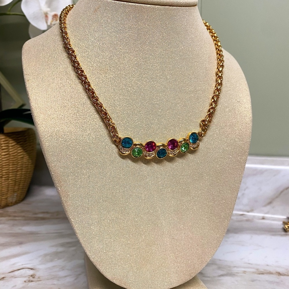 Stunning Vintage Swarovski Multicolor Gold Tone Statement Necklace 185$